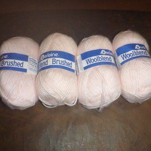 4 Skeins Vintage Darlaine Woolblend Brushed Yarn Color 3 Light Pink 1 3/4 oz ea.